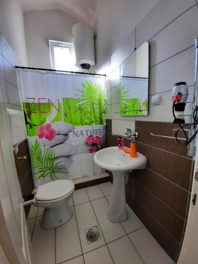 Apartmani Vila Aleksandar Budva Exterior foto
