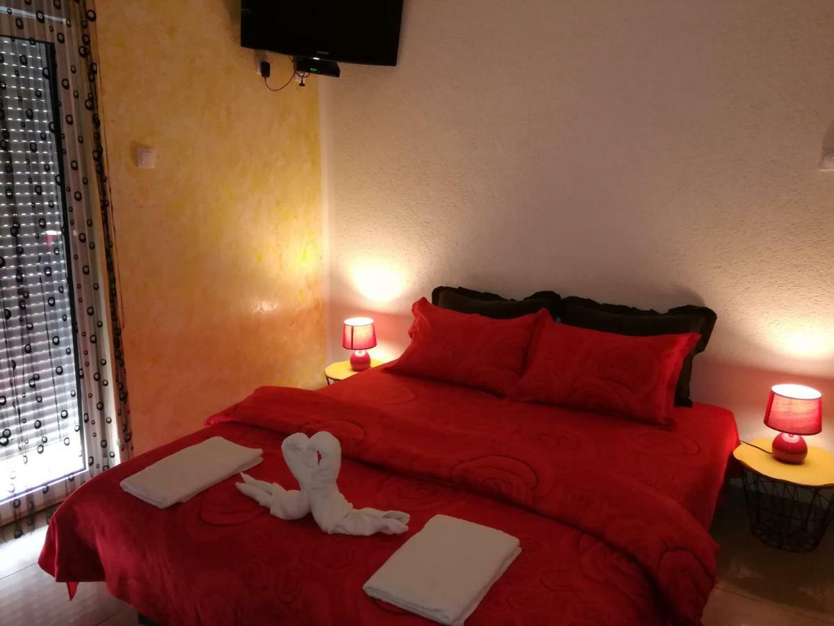 Apartmani Vila Aleksandar Budva Exterior foto