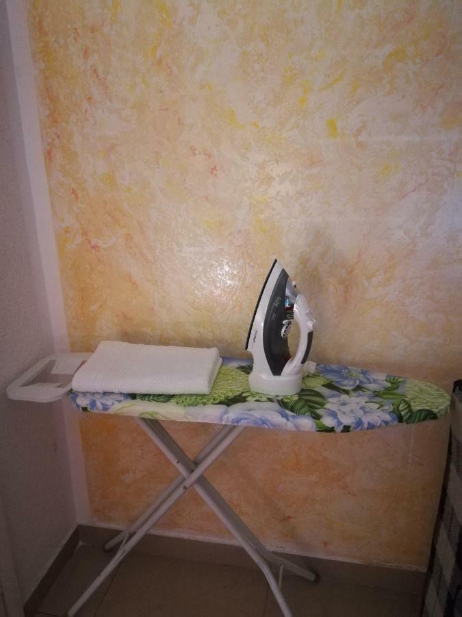Apartmani Vila Aleksandar Budva Exterior foto